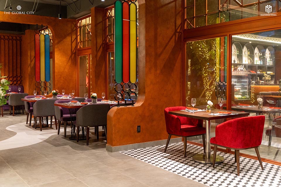 Kingscross Restaurant – The quintessence of European cuisine has been present and operating at The Global City since April 7.4, officially opening on April 18.4. Along with other entertainment facilities, this promises to be an attractive destination for residents and visitors to the new Center in the near future.