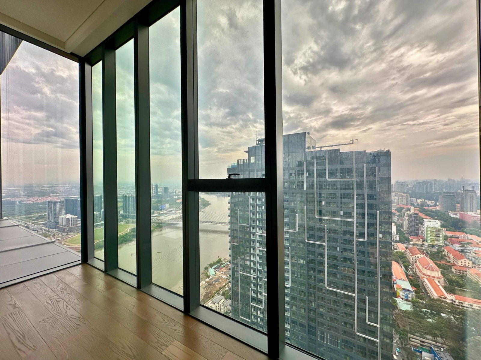 Grand-marina-sg-pent-sangbds5.jpg