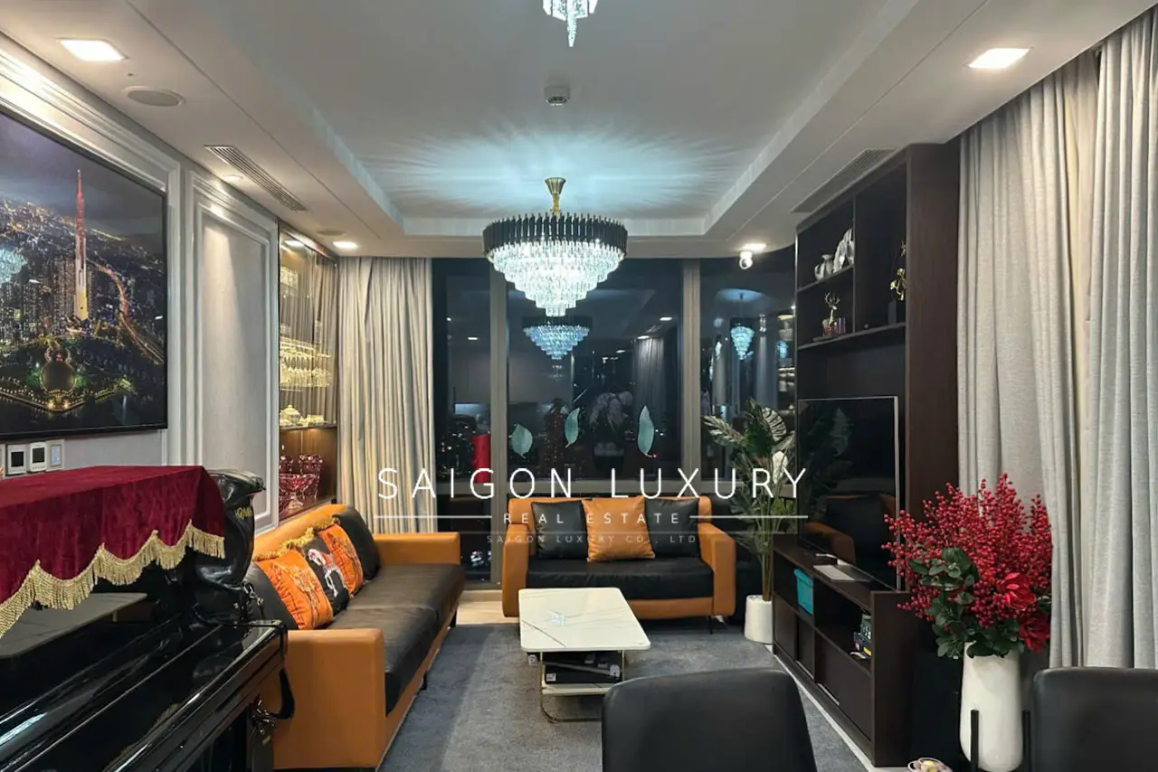 54pn-landmark81-view-song