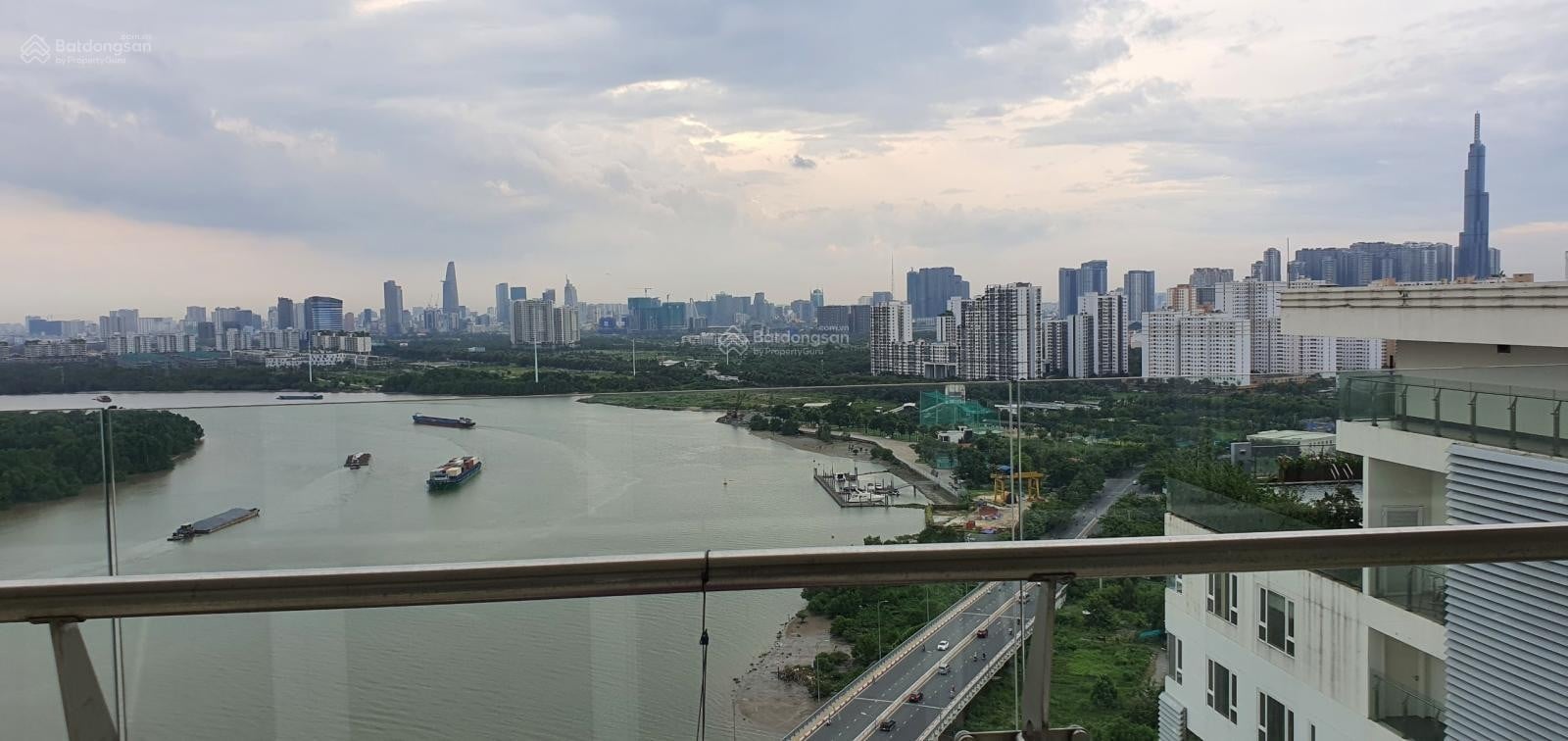 Bán căn hộ 2pn đảo kim cương view sông