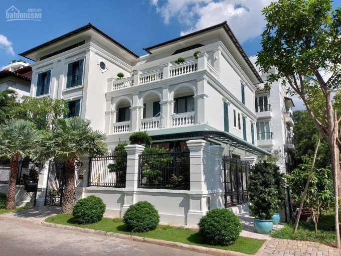 Biệt thự Nam Phú quận 7