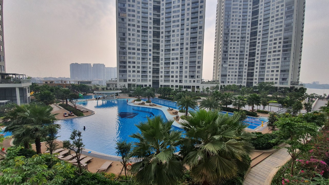 Hồ bơi tại Đảo Kim Cương