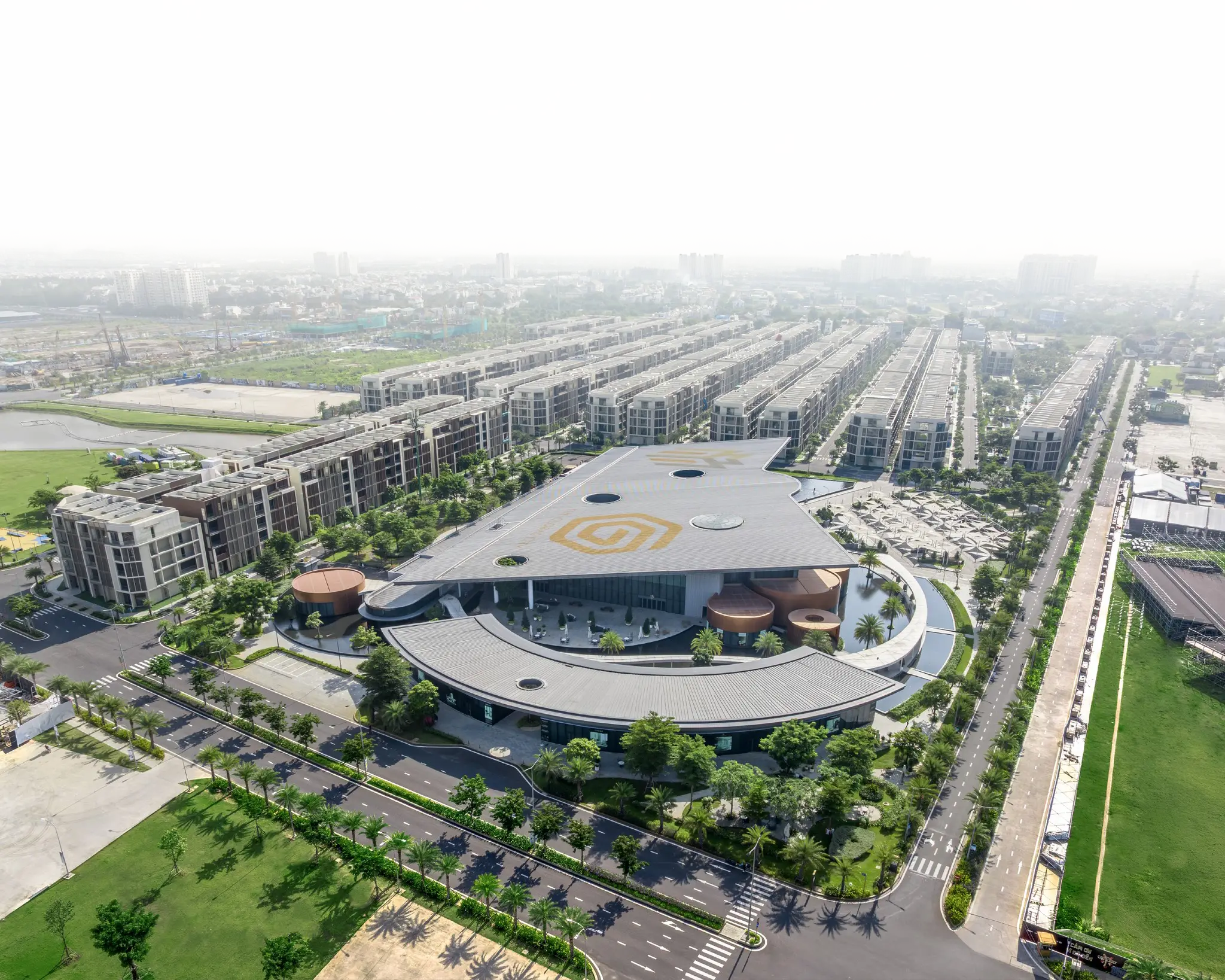 tham quan nhÃ  máº«u The Global City
