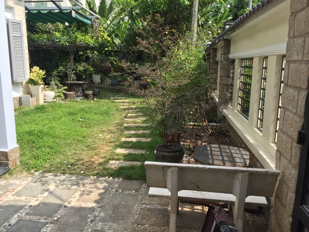 Spacious villa with lush greenery for rent in An Phu, District 2, 5 bedrooms, 65 million