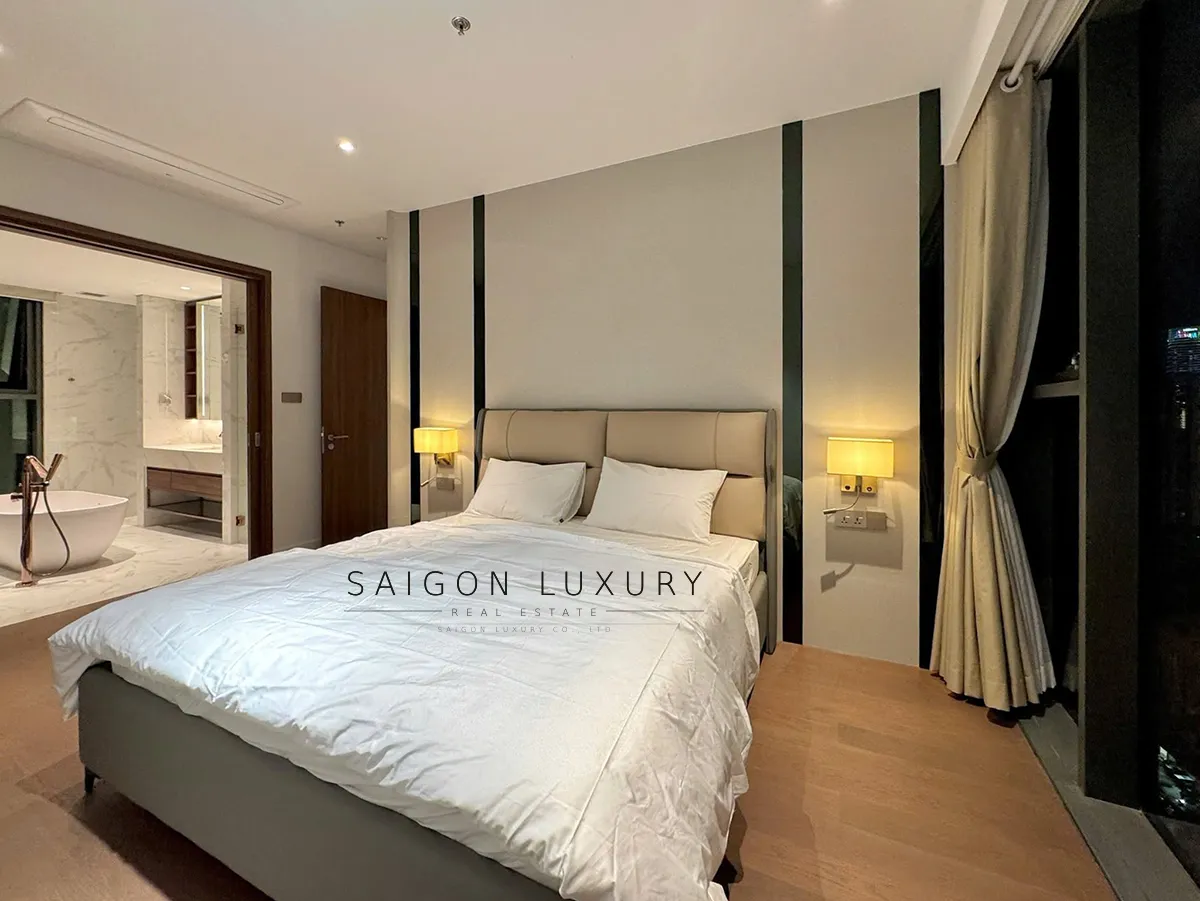 Bán căn hộ 3 phòng ngủ The Crest Residence – View cầu Ba Son và trung tâm Quận 1